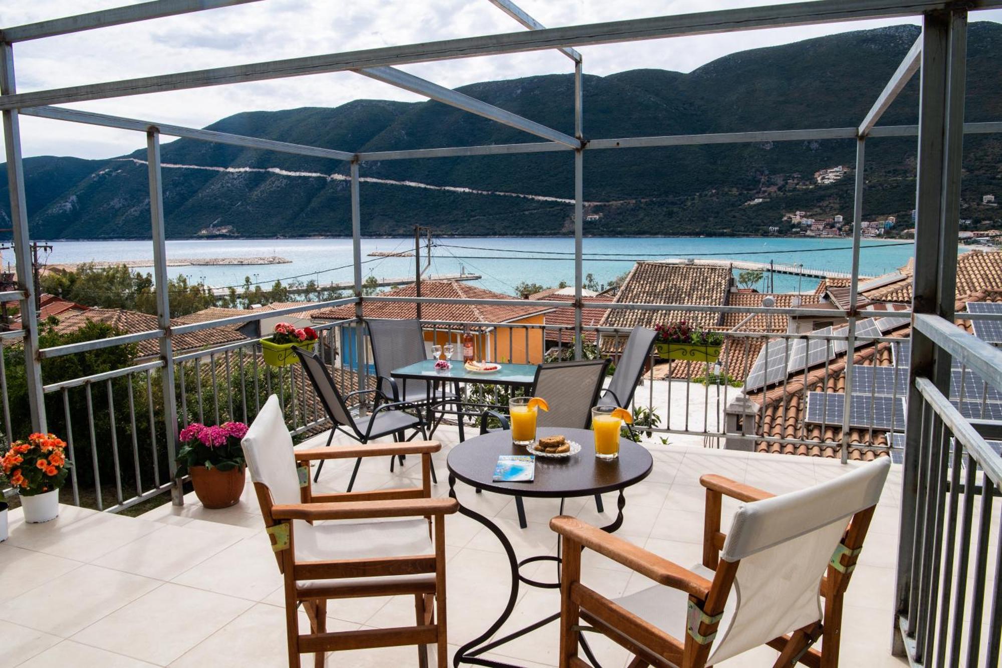 Mediterraneo studios Vassiliki Esterno foto