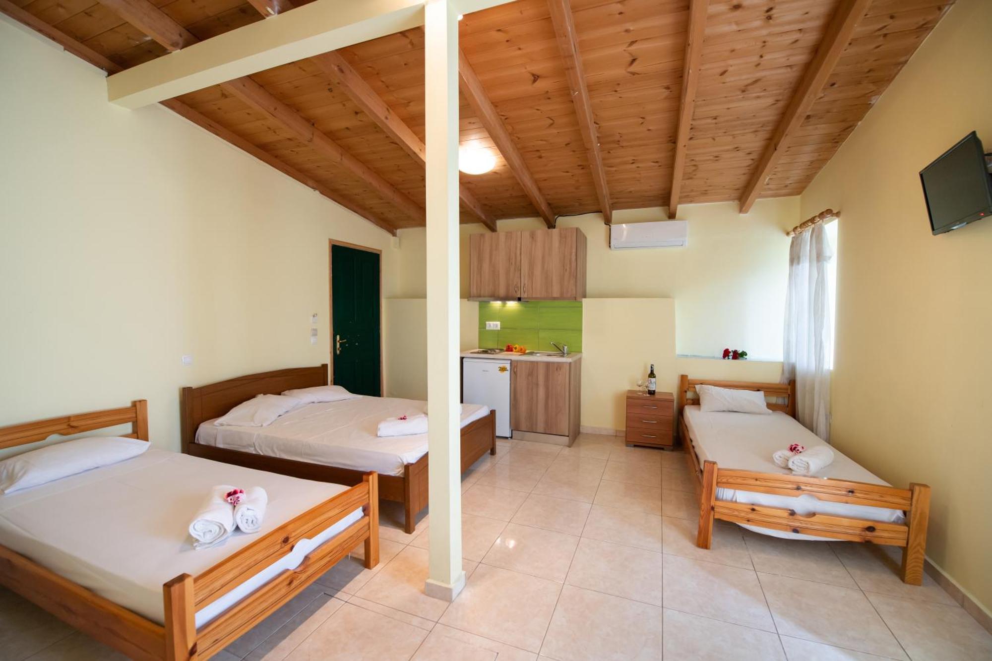 Mediterraneo studios Vassiliki Esterno foto