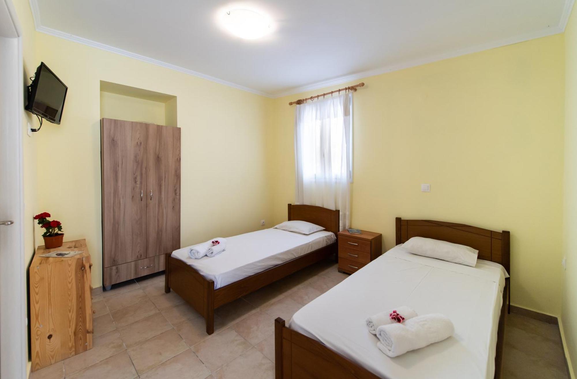 Mediterraneo studios Vassiliki Esterno foto