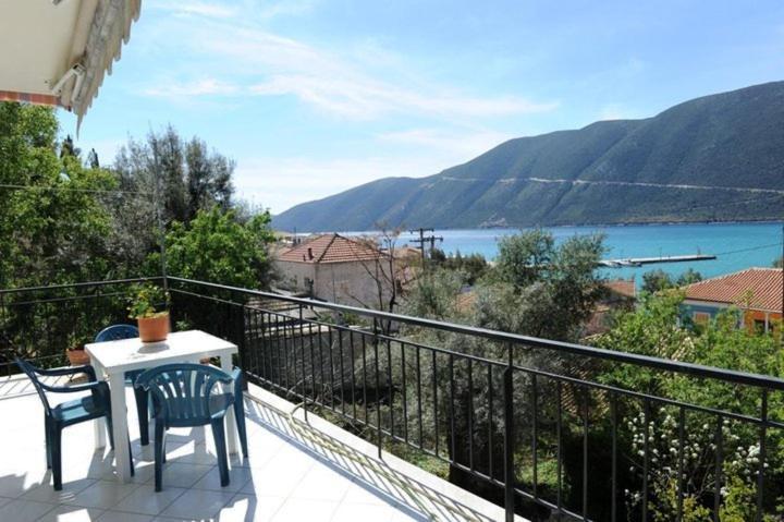 Mediterraneo studios Vassiliki Esterno foto